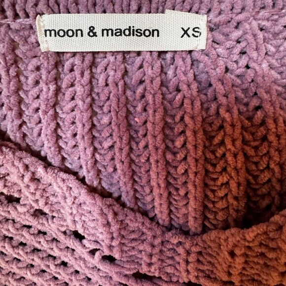 Moon & Madison knit crop oversized sweater size x-Small - Picture 7 of 7